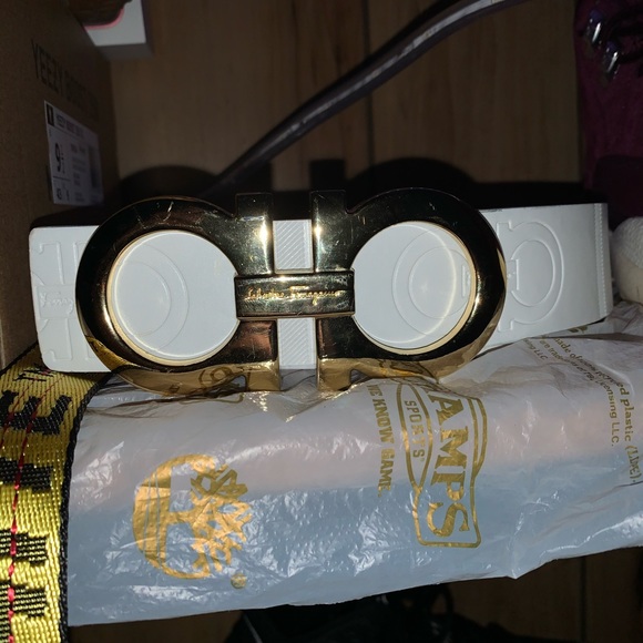 Ferragamo belt - Picture 2 of 4